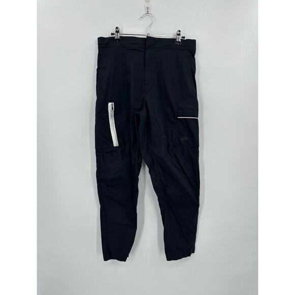 Nike Sportswear Essentials Utility Cargo Parachute Pants Black Size Medium NWOT - Picture 1 of 12